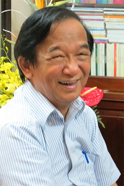 Nguyễn Lân Dũng (Giáo sư - Nhà giáo Nhân dân)